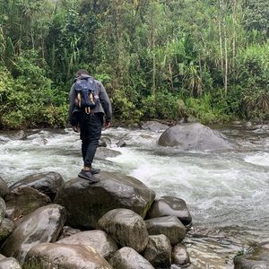 Meet your Posher, Devin